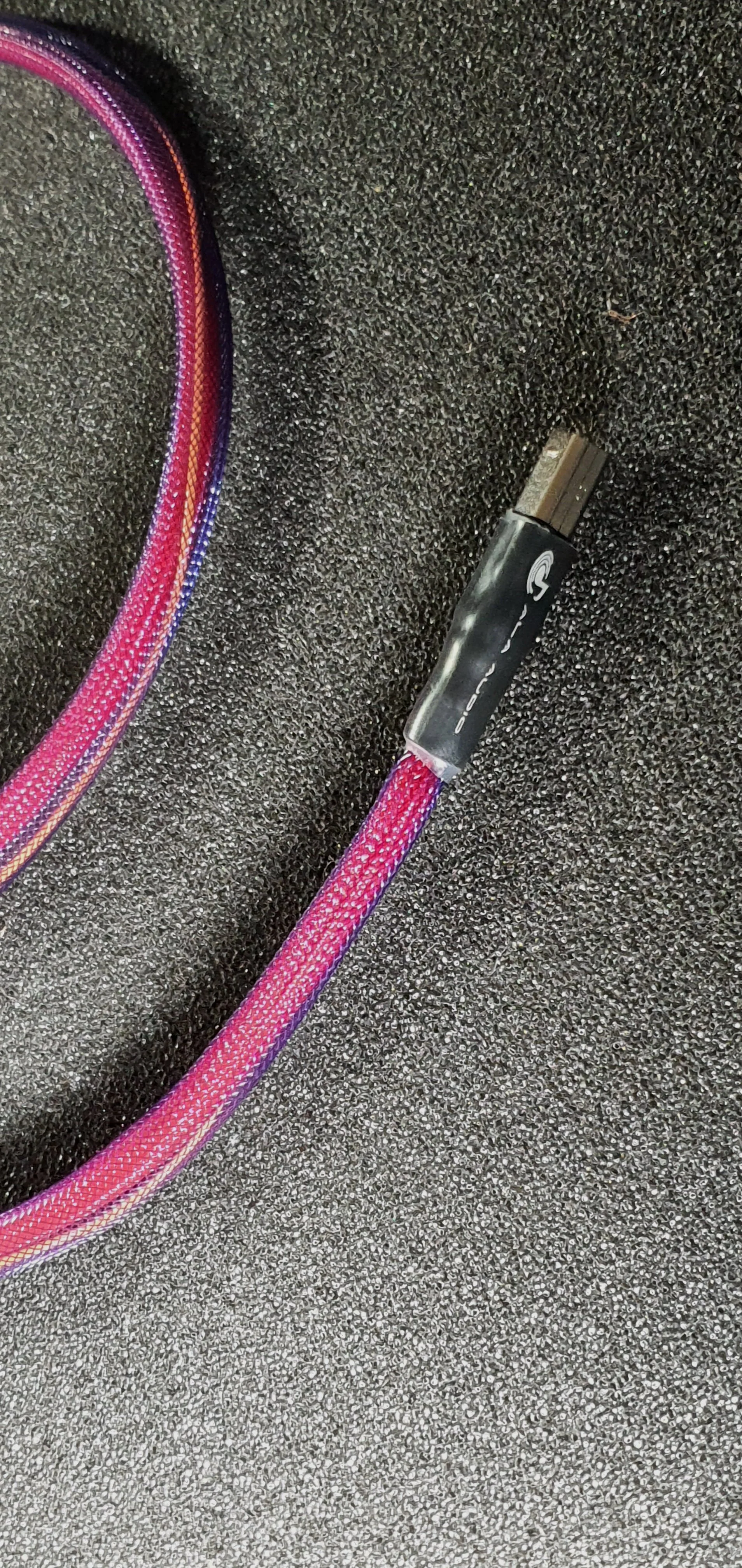 Red-Series Pure-Silver USB Cable by A.L.A - Image 3